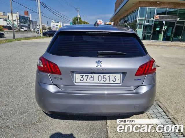 Peugeot 308 2015 thumb 6