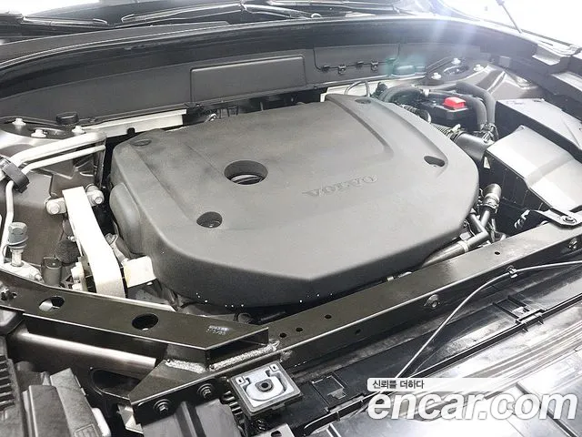 Volvo XC60 2024 thumb 6
