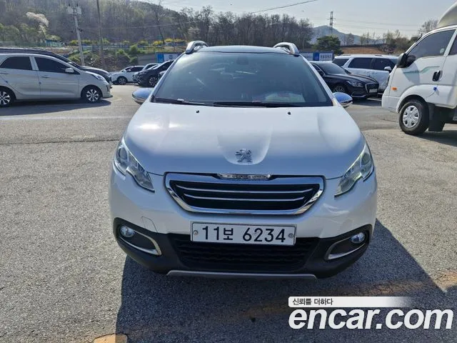 Peugeot 2008 2015 thumb 2