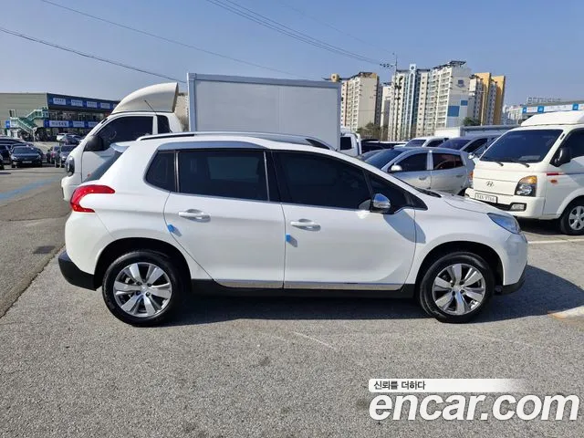 Peugeot 2008 2015 thumb 4