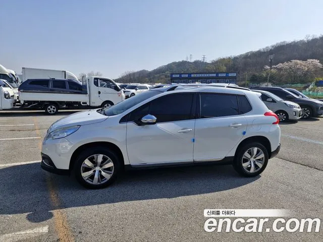 Peugeot 2008 2015 thumb 8