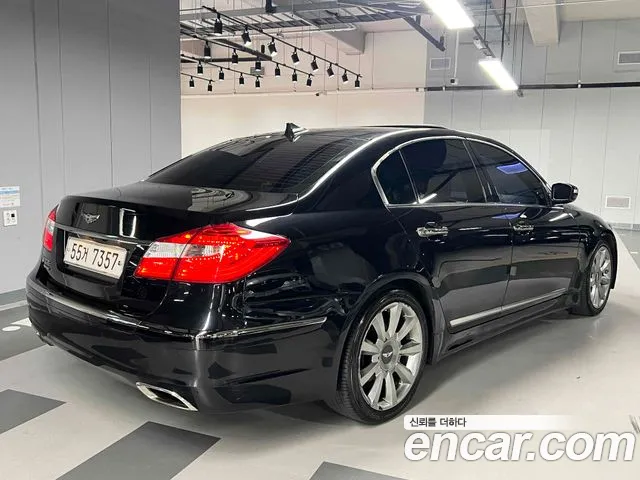 Hyundai Genesis 2012 thumb 4