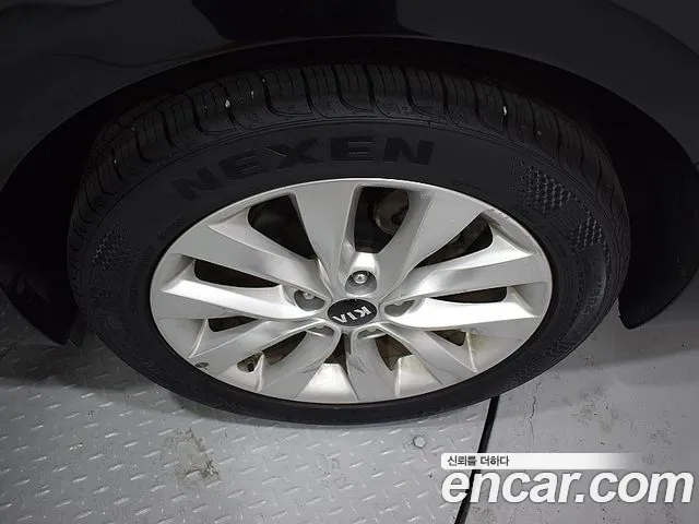 Kia K5 2016 thumb 5