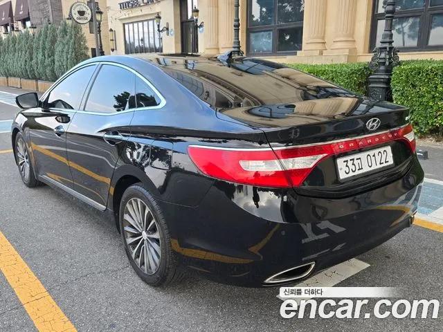 Hyundai Grandeur 2014 thumb 2