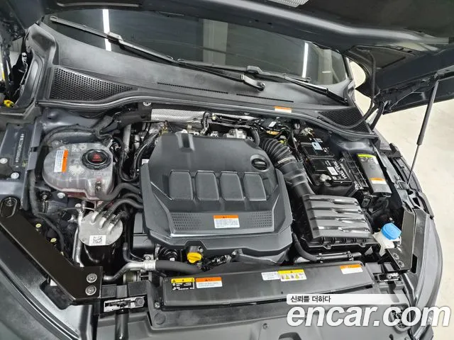 Volkswagen Arteon 2023 thumb 6