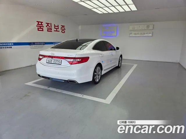 Hyundai Grandeur 2016 thumb 5