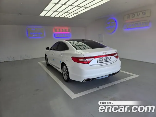 Hyundai Grandeur 2016 thumb 6