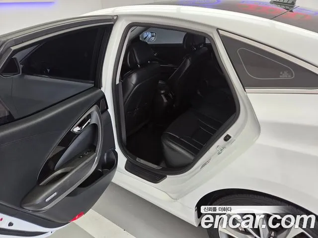 Hyundai Grandeur 2016 thumb 9