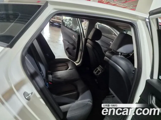 Kia K5 2017 thumb 8