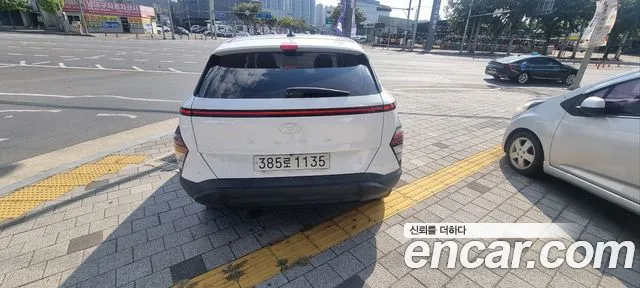 Hyundai Kona 2023 thumb 4