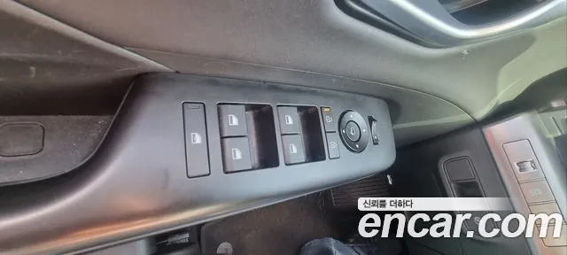 Hyundai Kona 2023 thumb 12