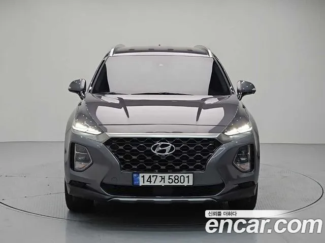 Hyundai Santa Fe 2018 thumb 2