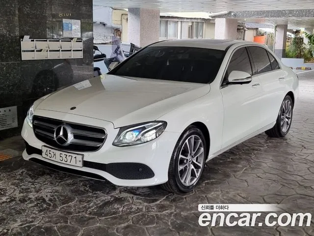 Mercedes-Benz E-Класс 2019 thumb 2