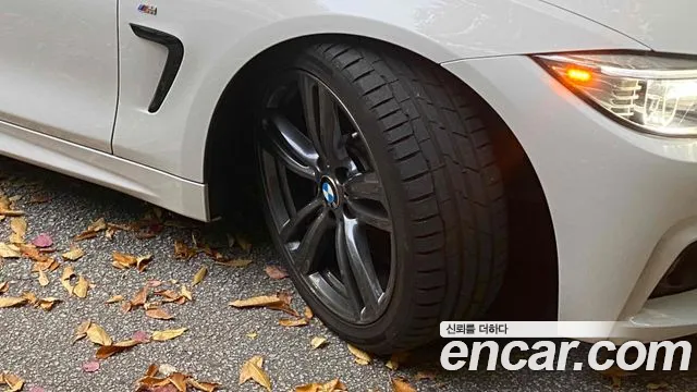 BMW 4-Series 2014 thumb 5