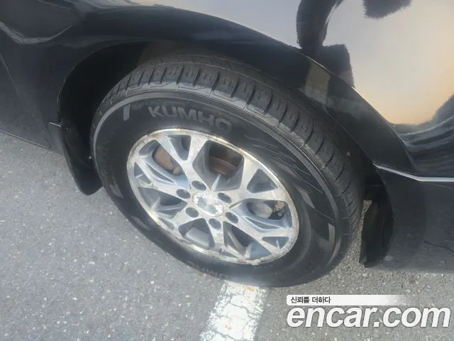 Kia Carnival 2013 thumb 5