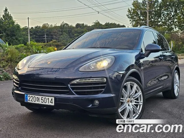 Porsche Cayenne 2013 thumb 3