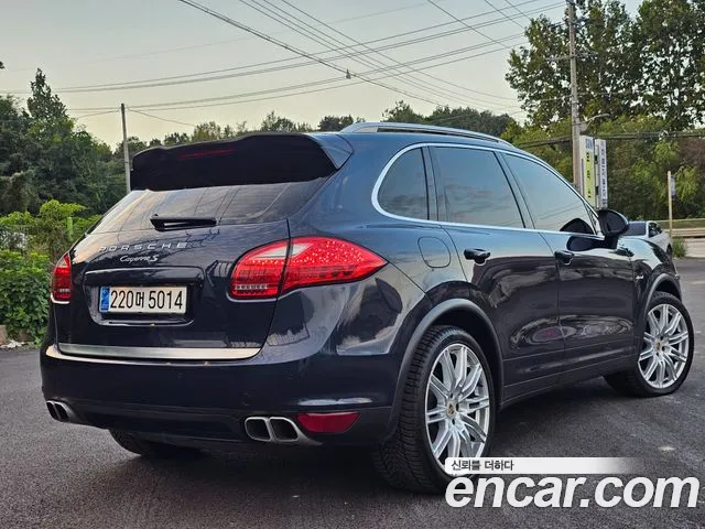 Porsche Cayenne 2013 thumb 6