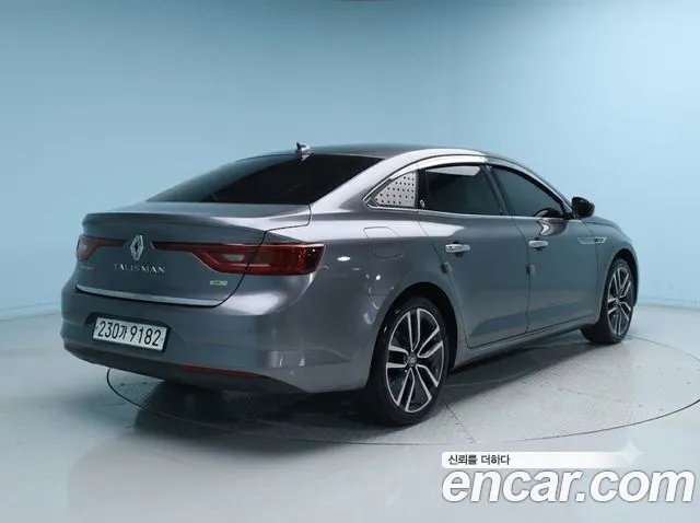 Renault-KoreaSamsung Megane 2019 thumb 2
