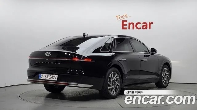 Hyundai Grandeur 2026 thumb 2