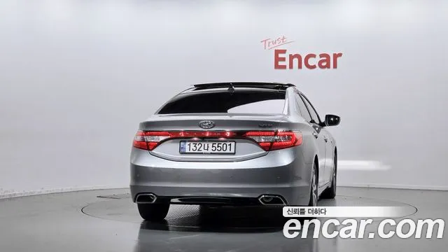 Hyundai Grandeur 2015 thumb 4