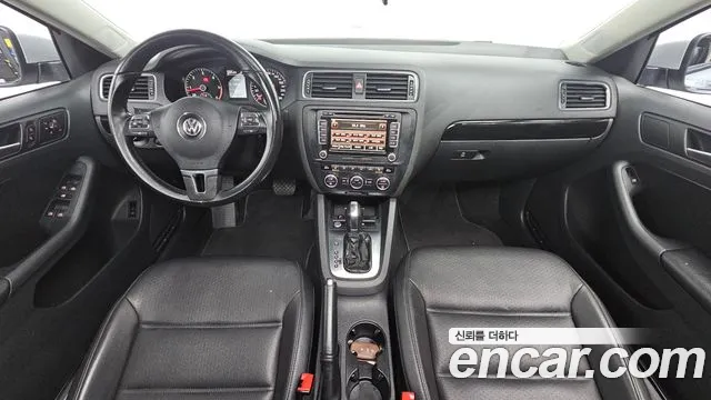 Volkswagen Jetta 2013 thumb 6