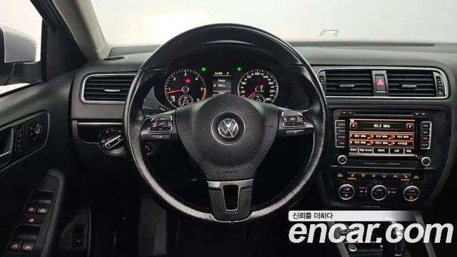 Volkswagen Jetta 2013 thumb 12