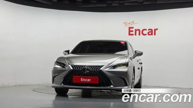 Lexus ES 2024 thumb 3