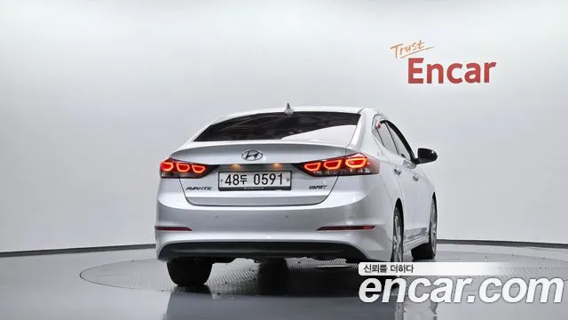 Hyundai Avante 2015 thumb 4