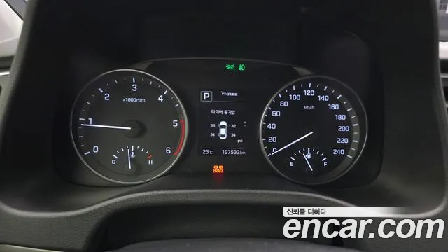 Hyundai Avante 2015 thumb 8