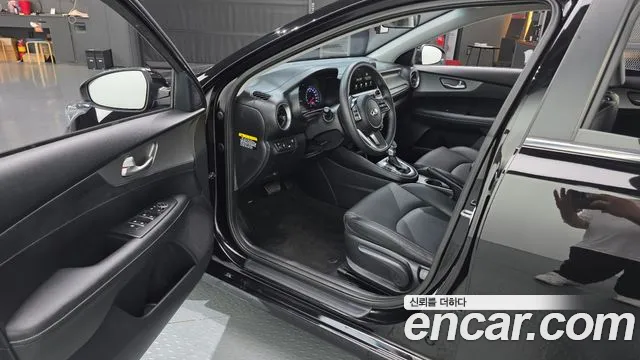 Kia K3 2019 thumb 10