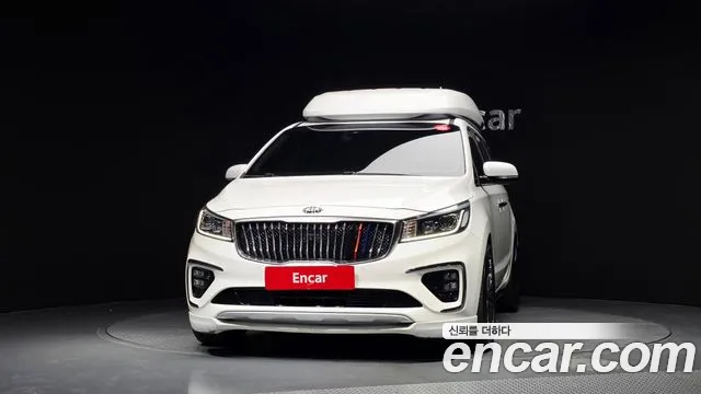 Kia Carnival 2019 thumb 3