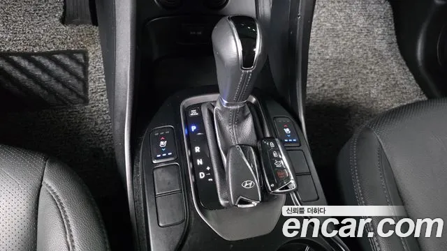 Hyundai Santa Fe 2015 thumb 9