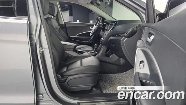 Hyundai Santa Fe 2015 thumb 11