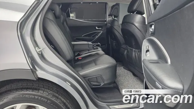 Hyundai Santa Fe 2015 thumb 12