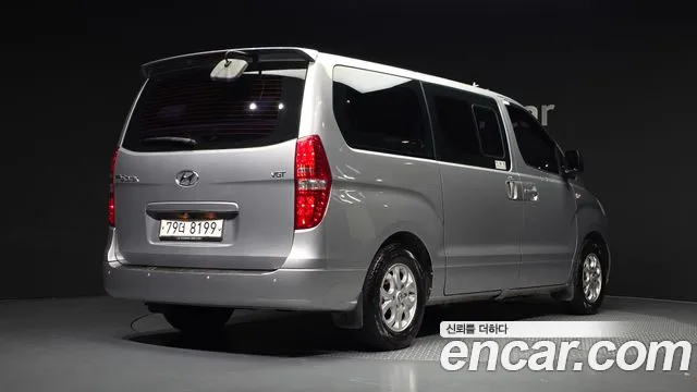 Hyundai Starex 2014 thumb 2