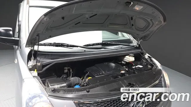 Hyundai Starex 2014 thumb 6