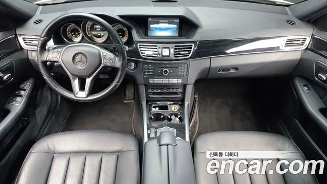 Mercedes-Benz E-Класс 2016 thumb 7