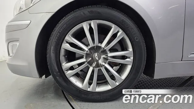Hyundai Genesis 2011 thumb 5
