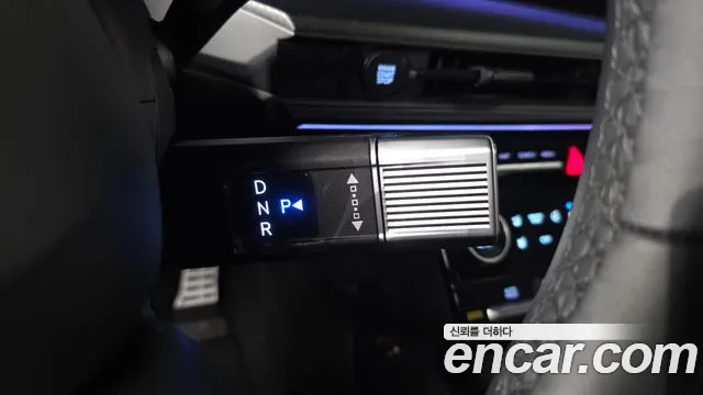 Hyundai Santa Fe 2026 thumb 9
