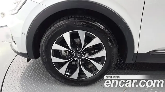 Renault-KoreaSamsung Arkana 2021 thumb 4