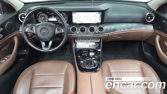 Mercedes-Benz E-Класс 2016 thumb 7