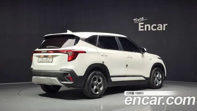 Kia Seltos 2022 thumb 2