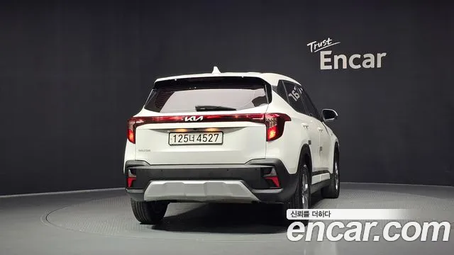 Kia Seltos 2022 thumb 4