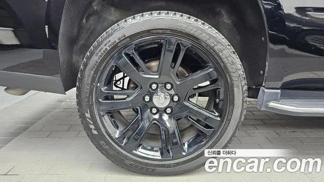 Cadillac Escalade 2018 thumb 5