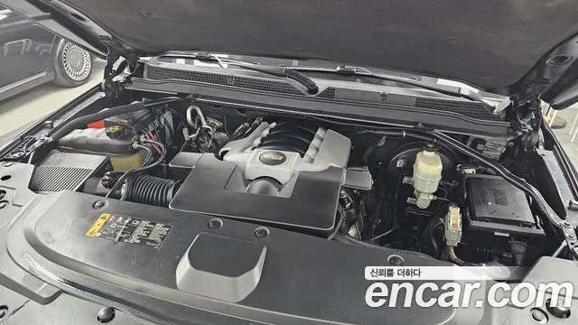 Cadillac Escalade 2018 thumb 6