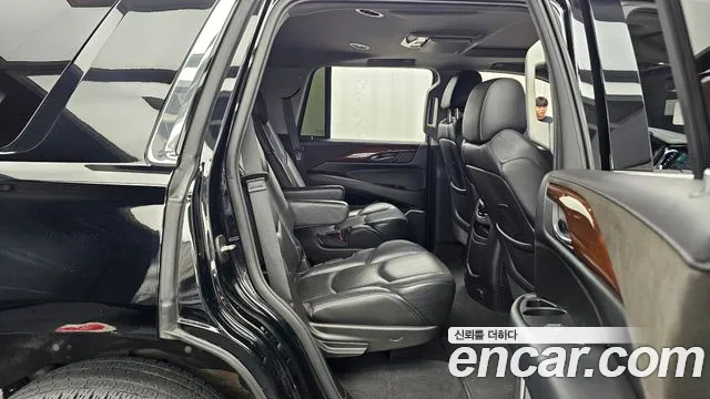 Cadillac Escalade 2018 thumb 12