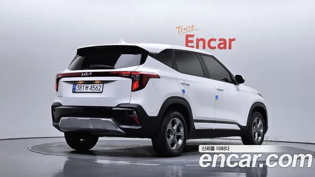 Kia Seltos 2024 thumb 2