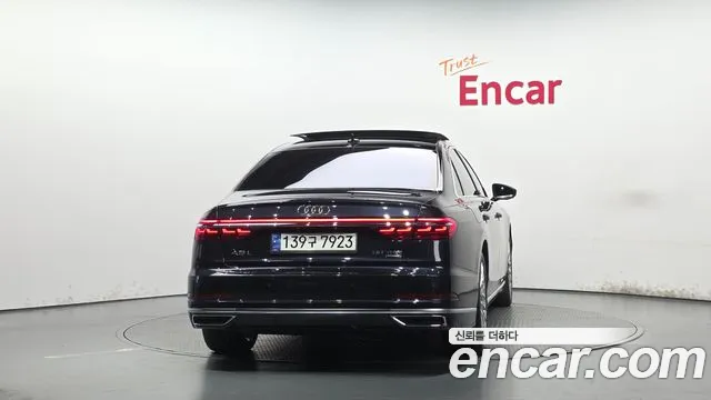 Audi A8 2020 thumb 4