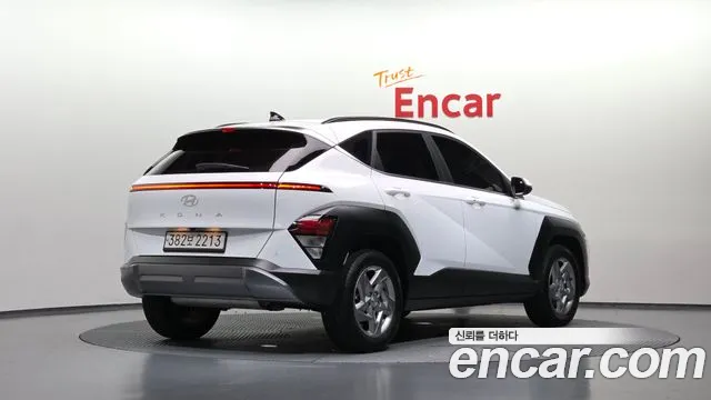 Hyundai Kona 2023 thumb 2