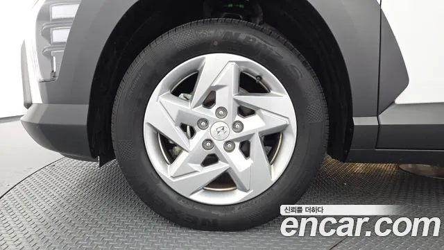 Hyundai Kona 2023 thumb 5